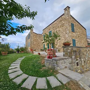 https://residenza-albalonga.it-tuscanyhotel.com